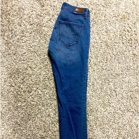 👖Abercrombie & Fitch Jeans 👖 - Picture 2 of 2